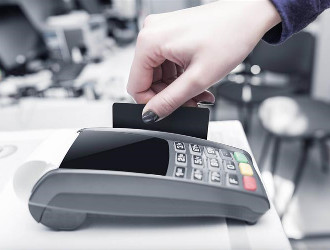 友刷pos机和通易付哪个好？