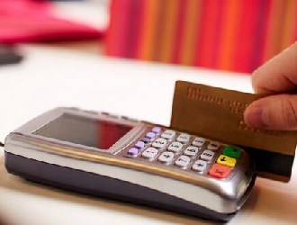 星支付pos机如何刷卡?